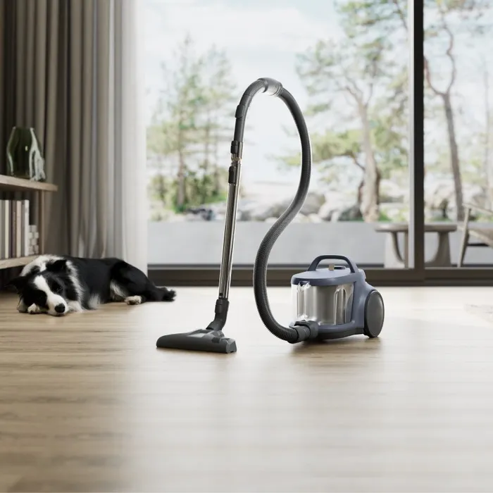 Electrolux 500 Pet Bagless Vacuum Cleaner EFC52513DB - Image 2